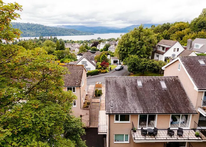 Beechwood Brook, 3 Bed, 3 Bath, Parking, Bowness