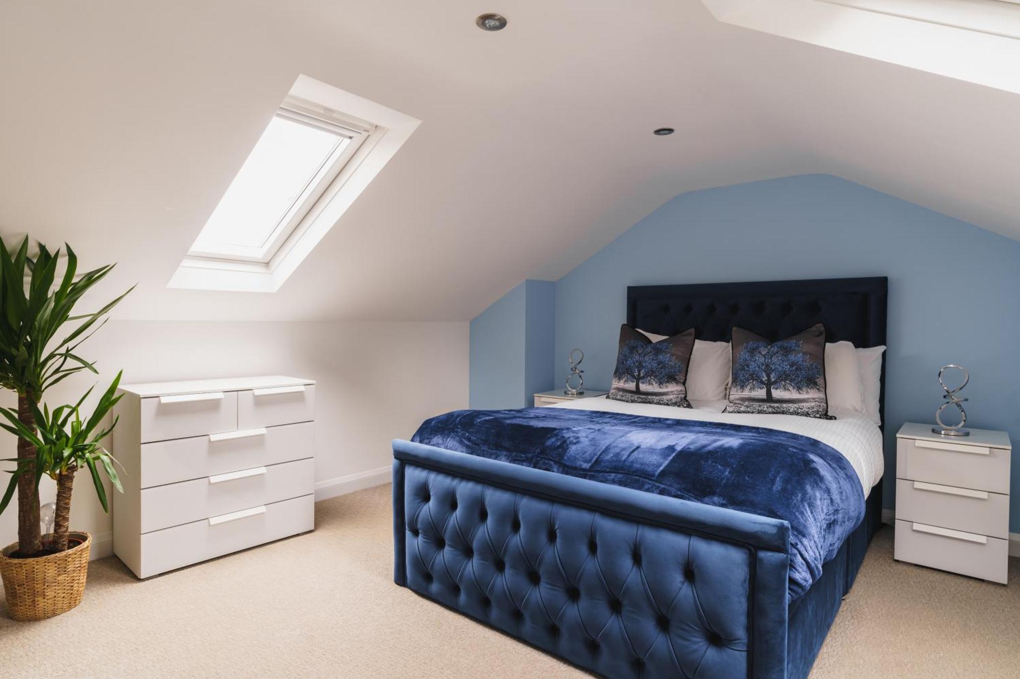 Apartment Beechwood Brook, 3 Bed, 3 Bath, Parking,