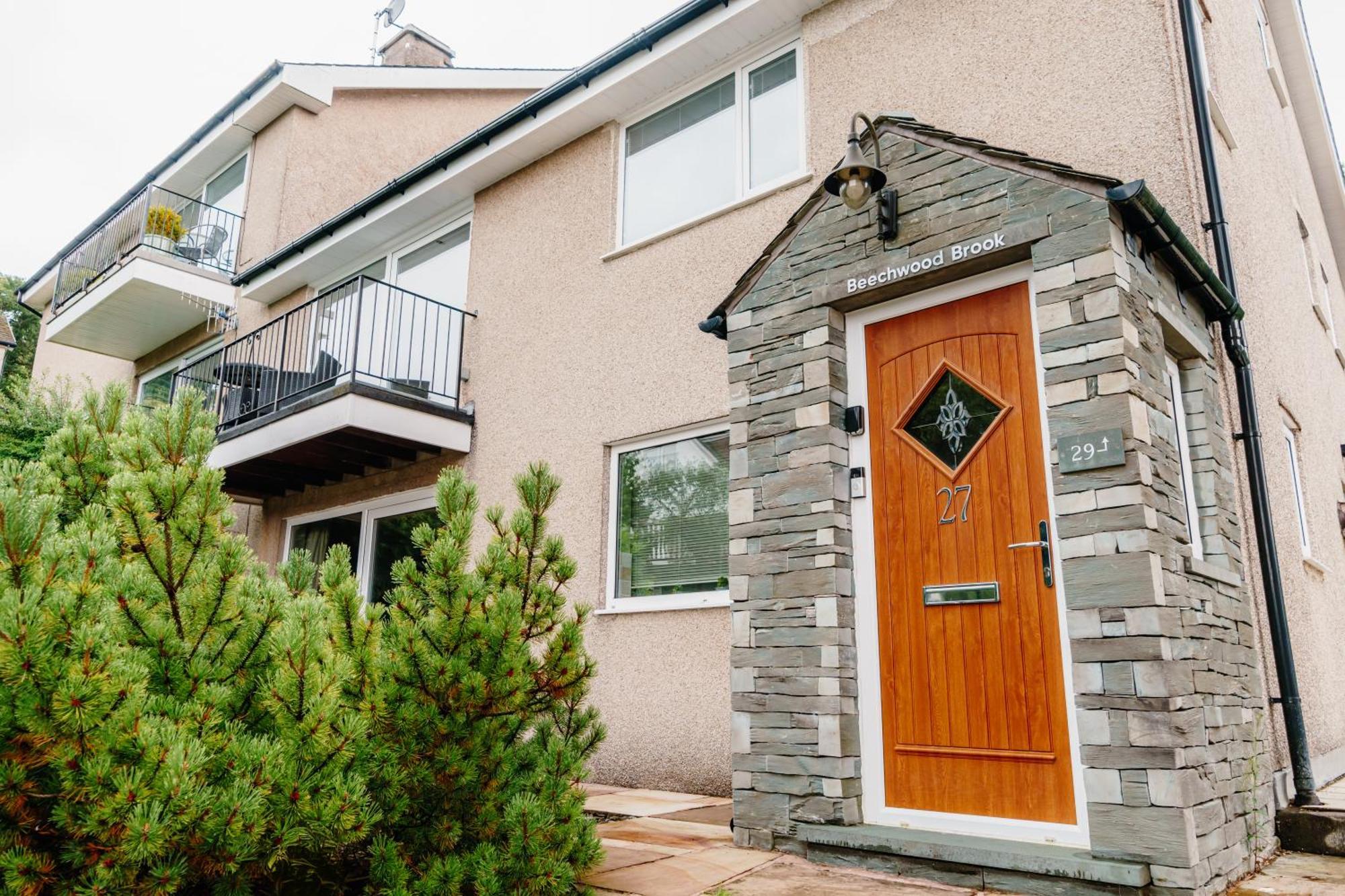 Beechwood Brook, 3 Bed, 3 Bath, Parking,