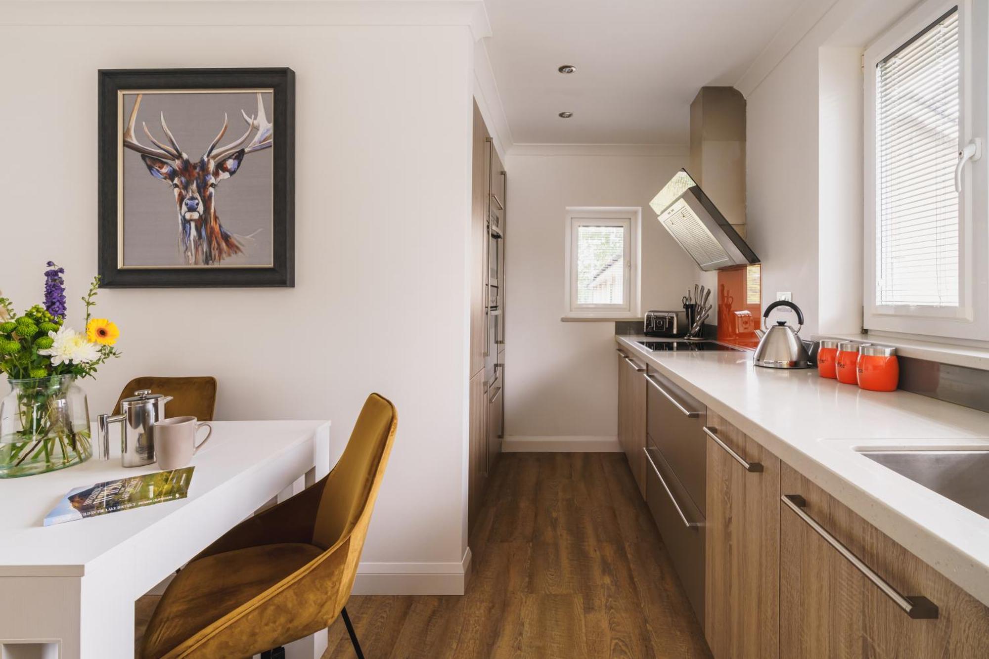 Apartment Beechwood Brook, 3 Bed, 3 Bath, Parking, *