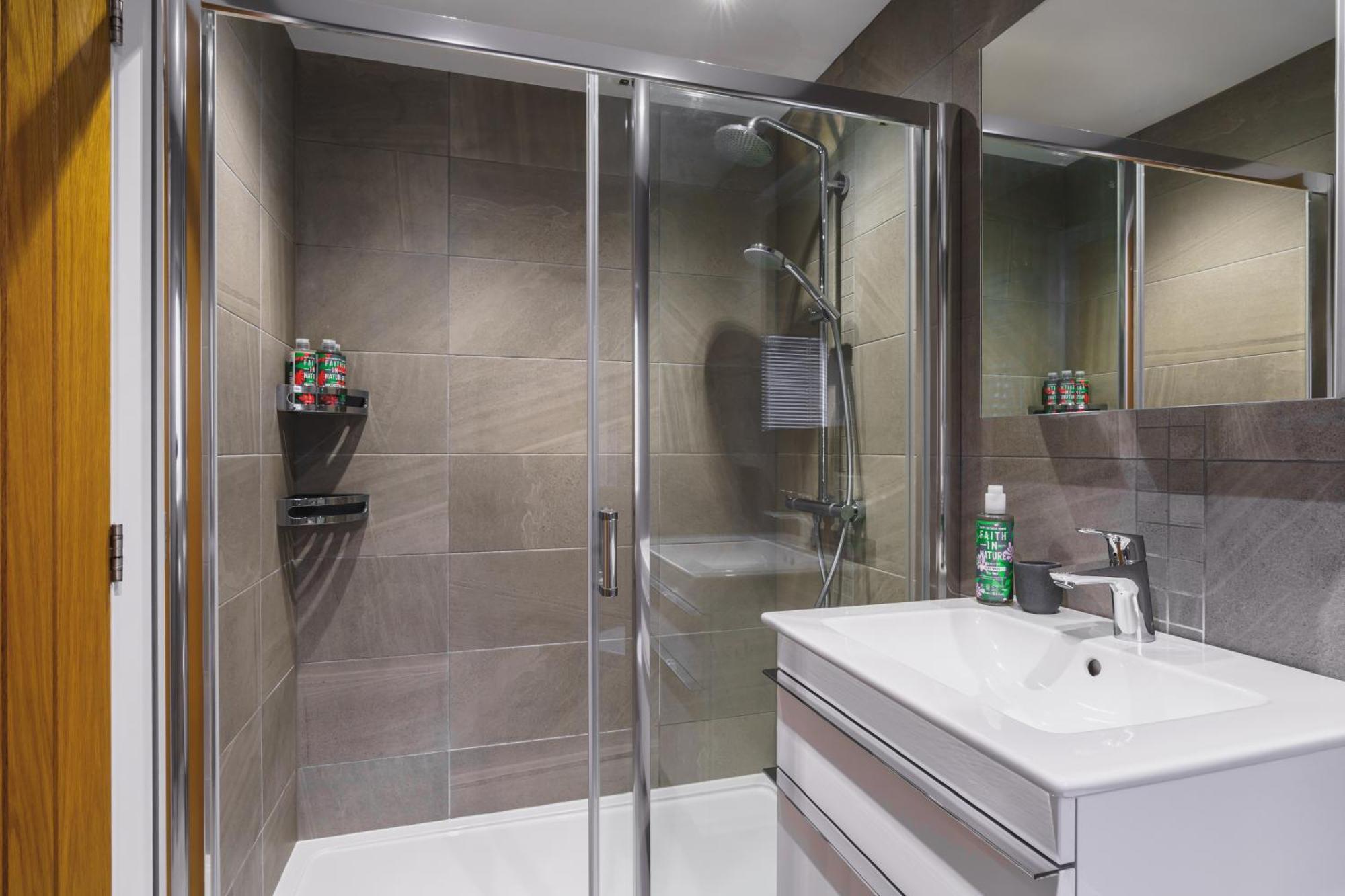 Beechwood Brook, 3 Bed, 3 Bath, Parking, Bowness-on-Windermere